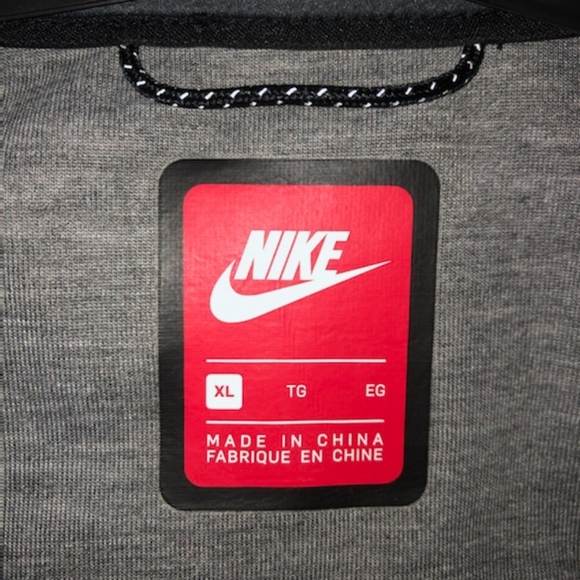 Nike Jacket - Picture 2 of 2